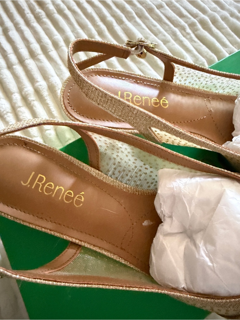 Renee Faleece Crystal Embellished Slingback Pump- Size 9W - Picture 4 of 7